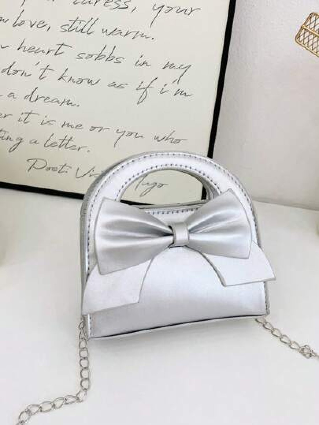 1pc Fashionable Popular Chain Bag Handbag Bow Shoulder Bag Cute Crossbody Bag With Cute Sweet Bow Decoration Handbag Pu Material Magnetic Buckle Closure Suitable For Girls Shopping Party Daily Use Put