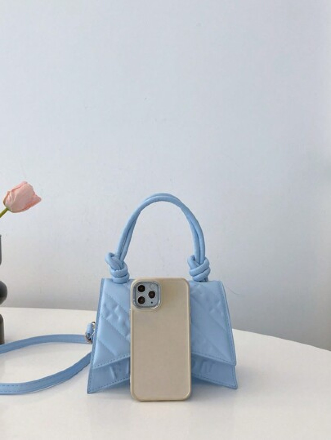 1pc Girls New Pu Striped Indentation Letter Candy Color Handbag Solid Color Western Style Shoulder Crossbody Handbag Small Square Bag Personality Creative Versatile Fashion Elegant Niche Crossbody Bag