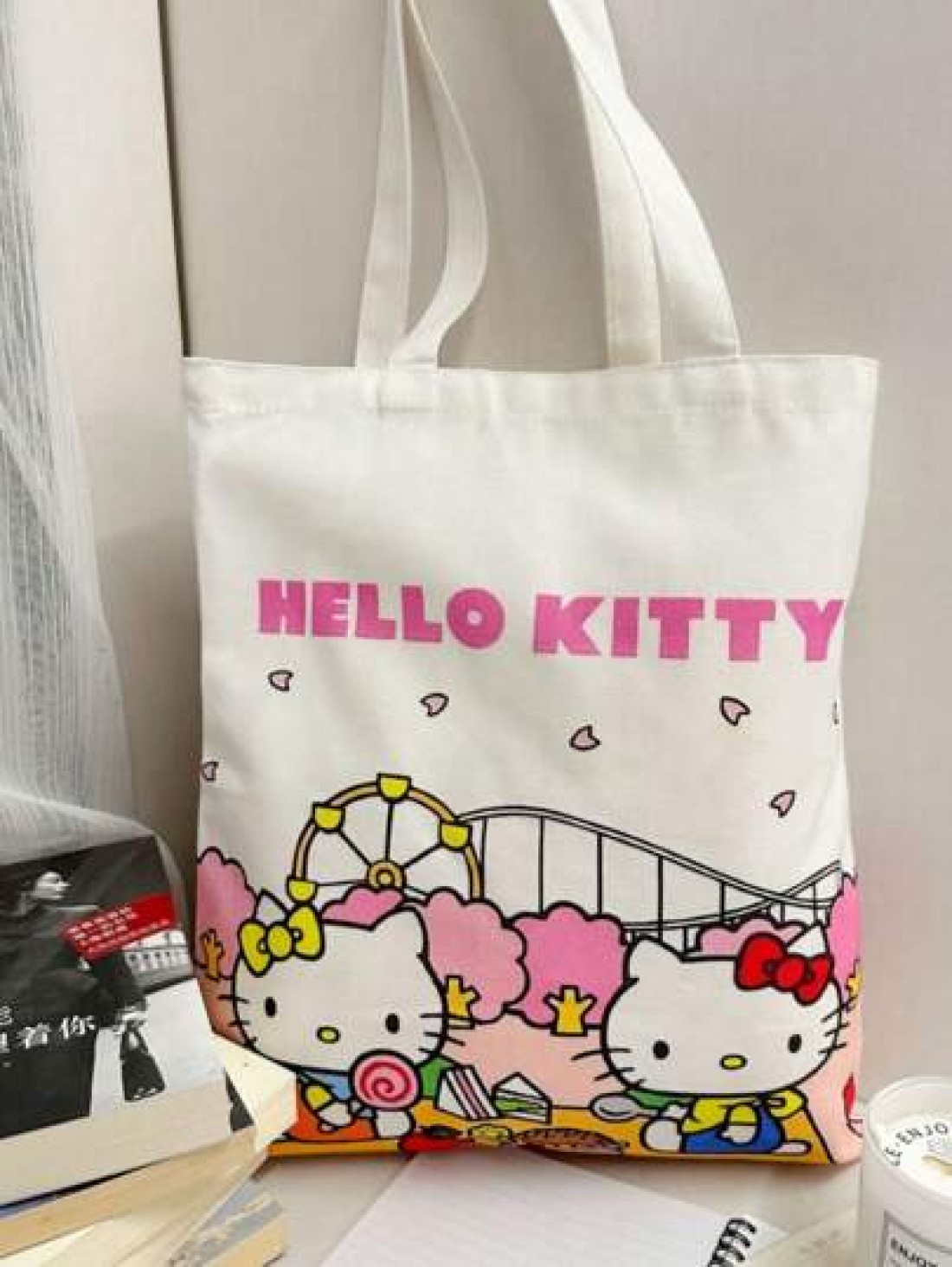 Sanrio Cartoon Sanrio Hello Kitty Kuromi New Large Capacity Commuting Canvas Bag Girls Anime Kawaii Cartoon Pattern And Stylish School Design
