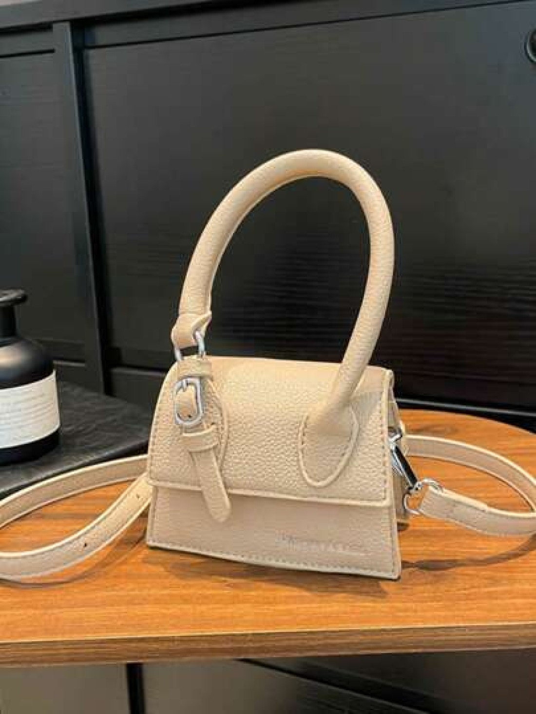 1 Pc New Style Girl s Pu Material Solid Color Letter Handbag Adjustable Shoulder Strap Can Be Shouldered Or Cross Body Magnetic Buckle Closure Fashionable Exquisite And Beautiful Simple And Versatile