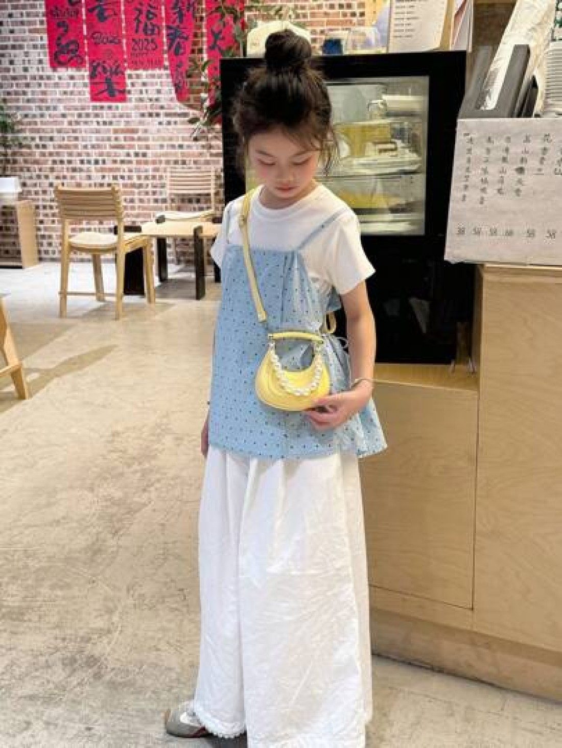 New Korean Style Pearl Handbag With Shoulder Strap Mini Hard Case Moon Decor Accessory Bag Small Women s Purse For Lipstick Coin Key