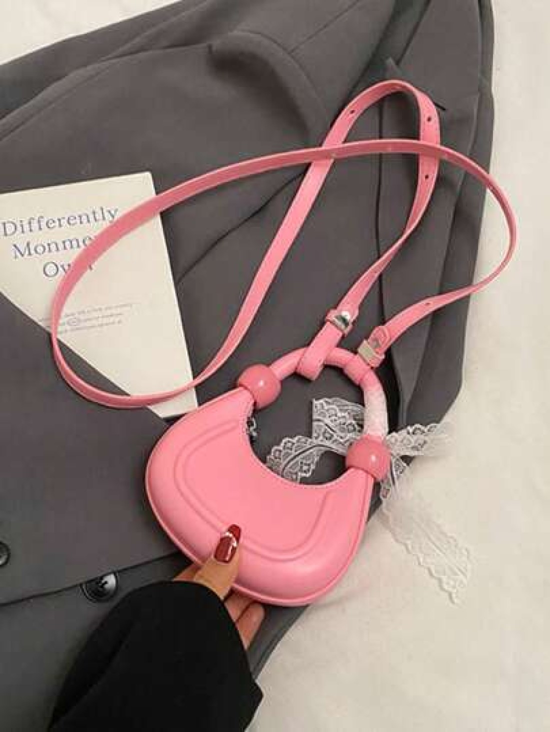 1pc New Fashion Solid Color Simple Crescent Moon Handbag Mini Crossbody Bag