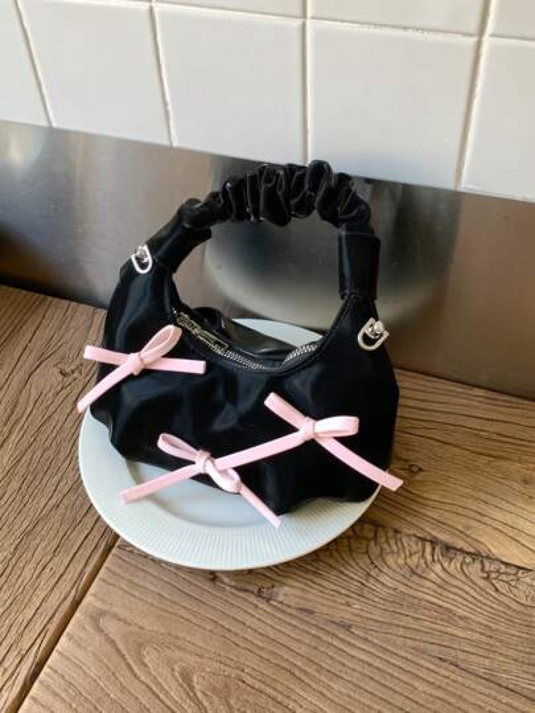 1pc Sweet Handbag Pu Zipper Opening And Closing Niche Design New Ballet Style Pleated Cloud Handbag Crossbody Bag Exquisite And Versatile Suitable For Daily Travel Shopping And Taking Pictures It Is A