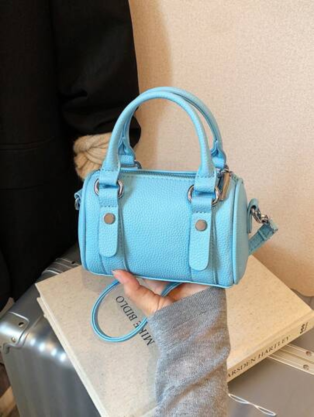 Fashionable Mini Pillow Shaped PU Handbag Girls One Shoulder Sling Bag