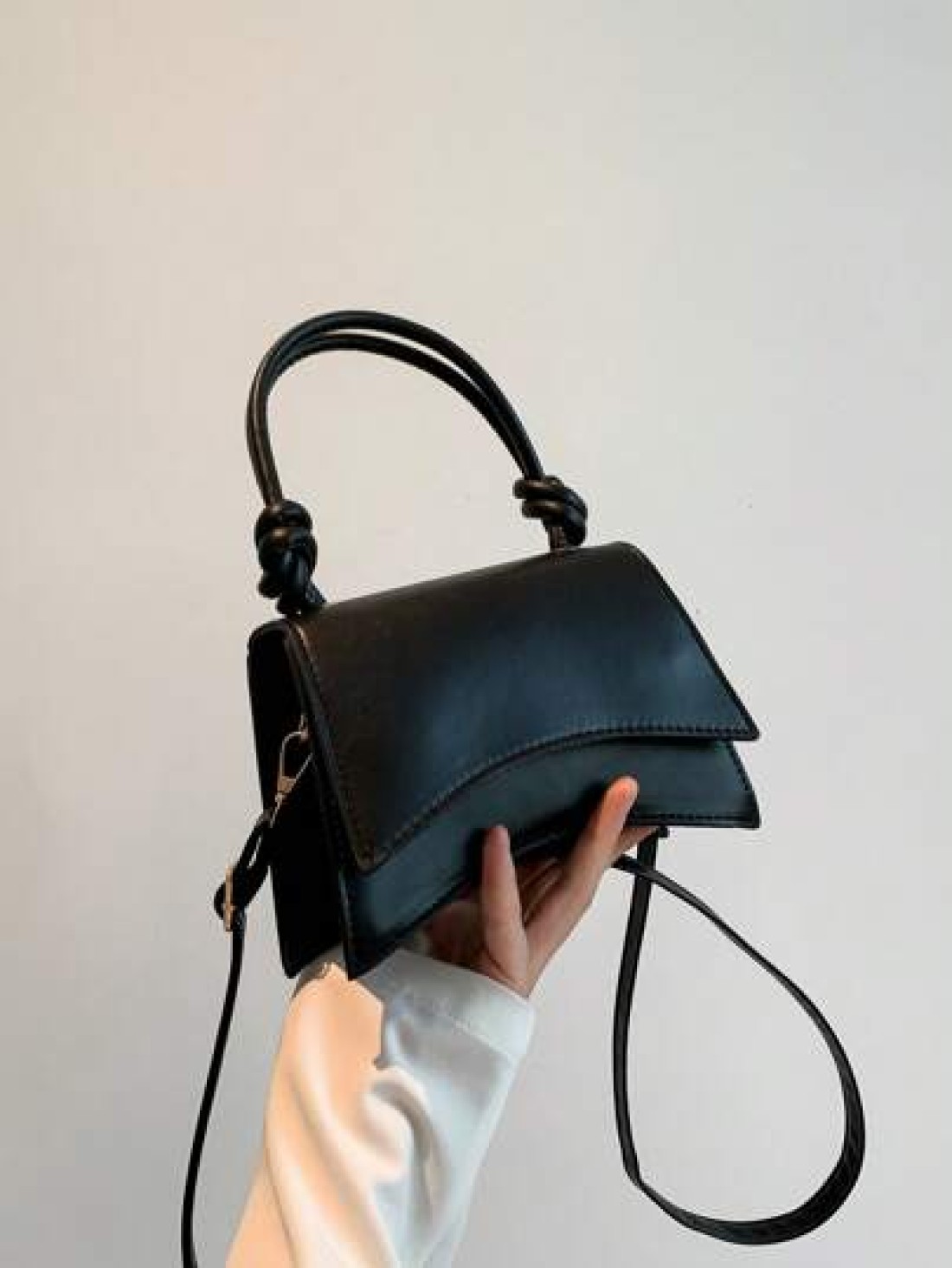 1pc New All Match Fashion Simple And Beautiful Solid Color Handbag Shoulder Crossbody Small Square Bag For Girls Cute Dopamine Mini Wallet Lipstick Bag For Girls Small Fragrance Style Princess Handbag