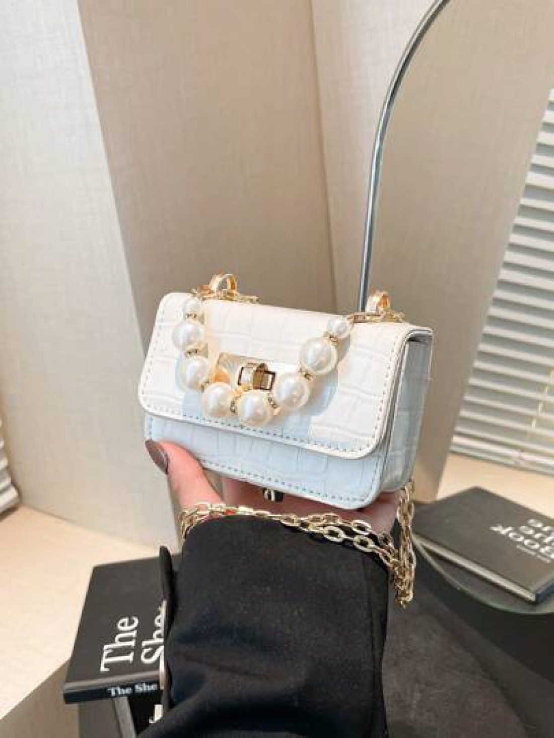 1pc Crocodile Pattern Jelly Bag Children s Handbag Coin Purse Pearl Crossbody Small Bag Exquisite And Fashionable Pearl Handbag Small Square Bag Suitable For Girls To Go Shopping Daily Use Attend Part