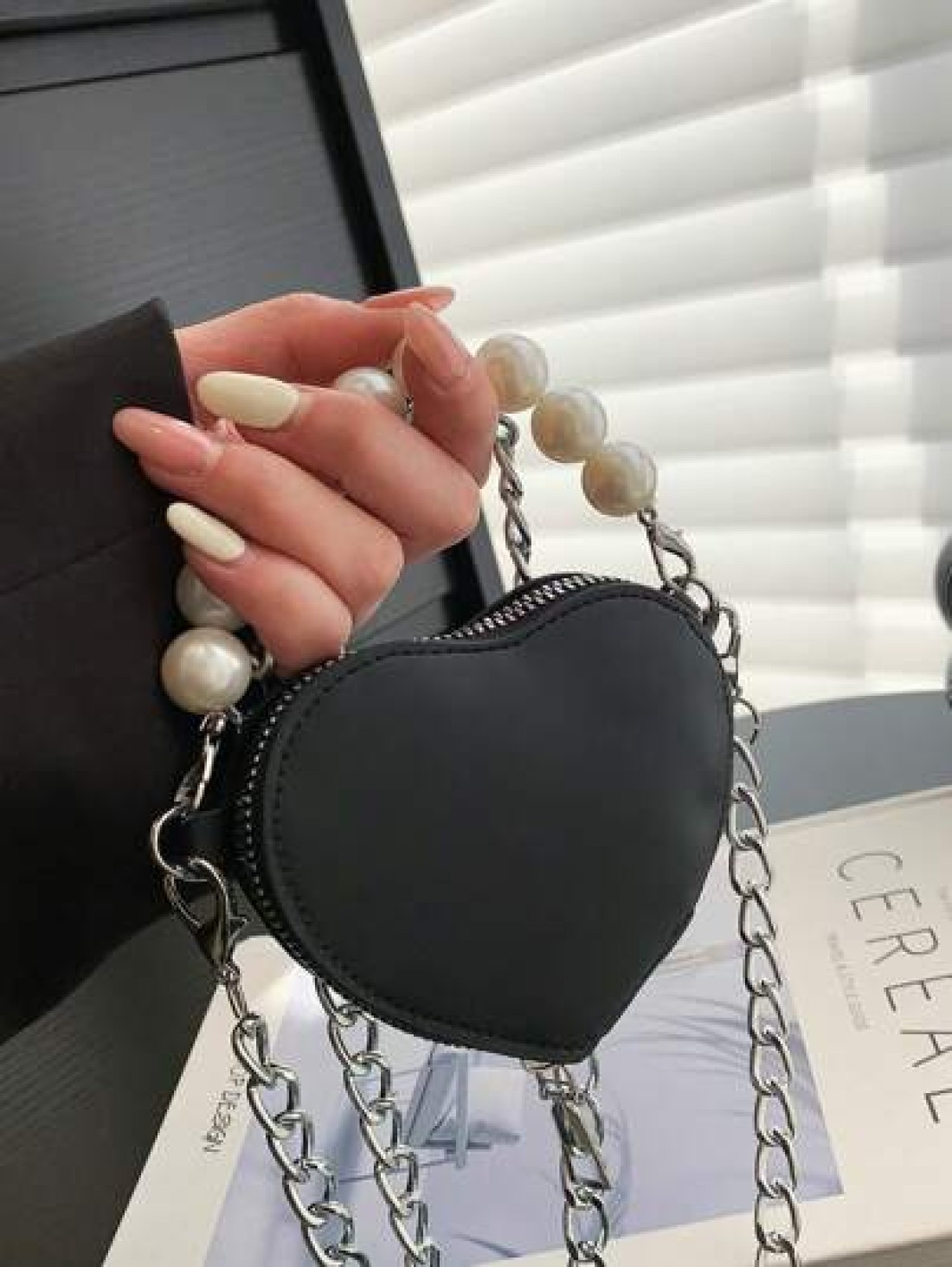 Stylish Cute And Elegant Love Mini Bag Available In Burgundy Pink Black And White Colors Pearl Handbag Shoulder Crossbody Bag Lipstick Coin Purse Perfect For Daily Outings Christmas Spring Festival An