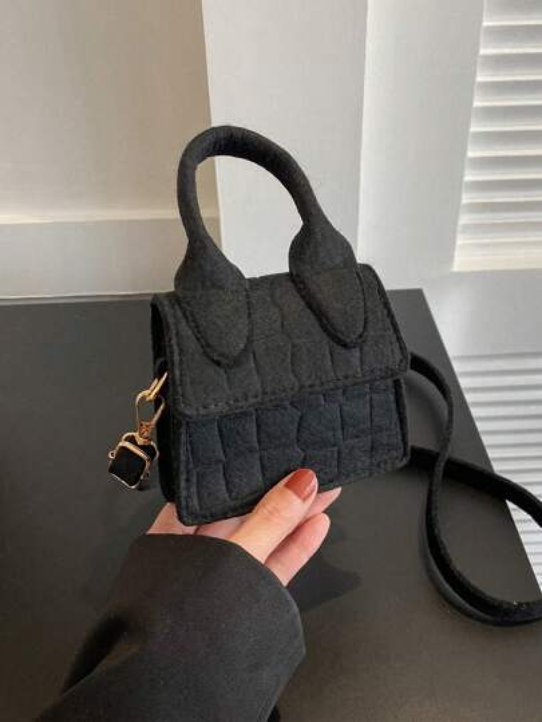 A New Cute Mini Handbag Messenger Bag Versatile Casual Handbag Solid Color Multiple Colors To Choose From Lightweight Coin Purse