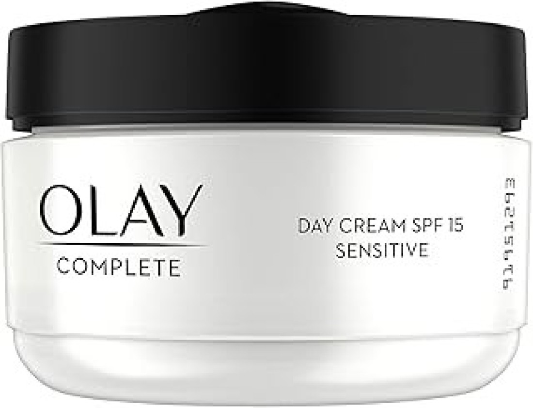 كريم النهار أولاي كومبليت للبشرة الحساسة بدرجة حماية SPF15 سعة 50 مل