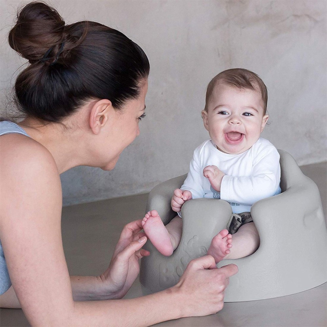 Bumbo Baby Floor Seat Portable Infant Sit Up Activity Eating Chair Cool Grey