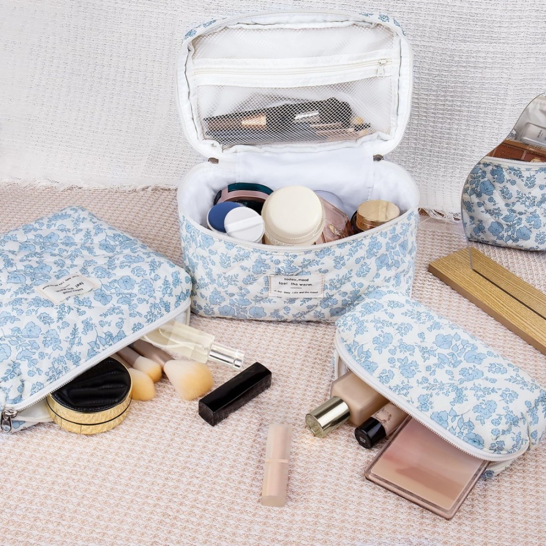 Makeup Bag Set Quilted Makeup Bag Large Floral Cosmetic Bag for Women Cute Cotton Makeup Bags Flower Travel Toiletry Organizer Bag