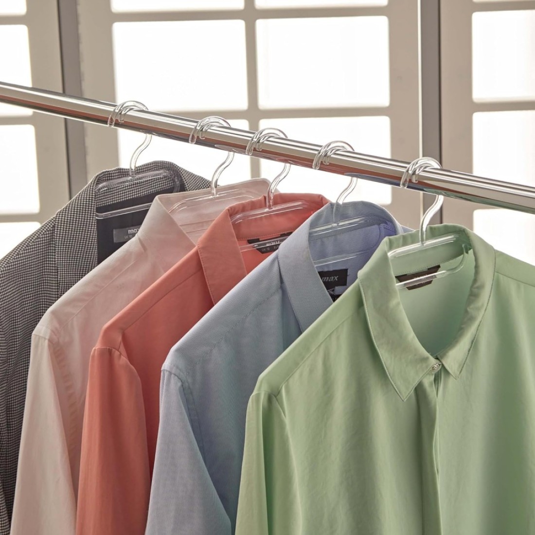 LAVISH Clear Plastic Clothes Hangers &ndash; 8-Piece Set for Neat &amp; Organized Wardrobe