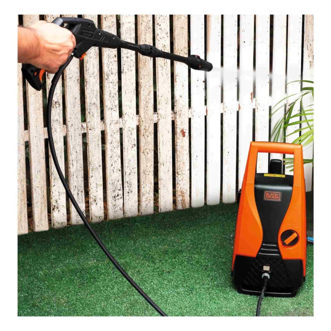 Black &amp; Decker High Pressure Washer Orange and Black 1400W 105 Bar