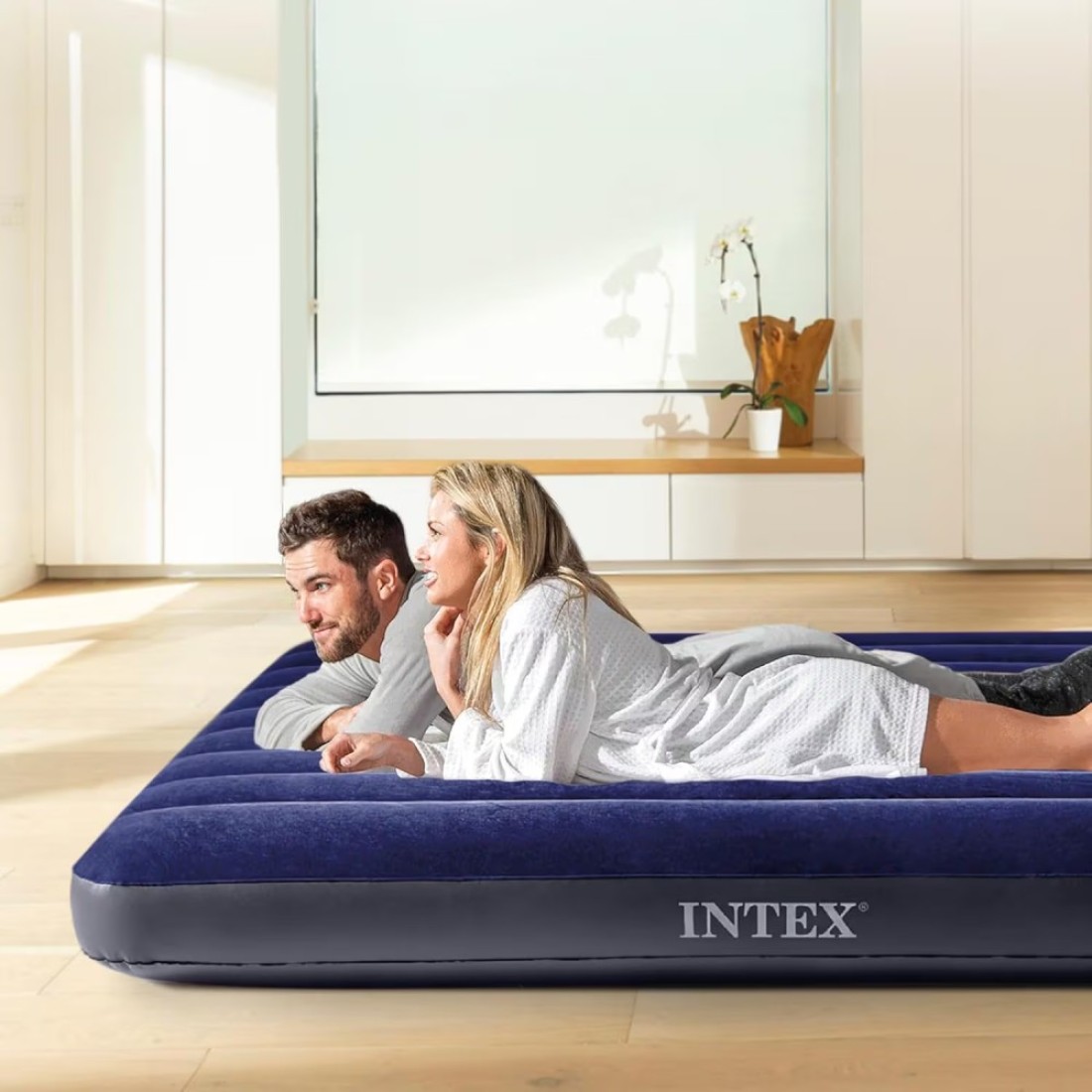 Intex Dura-Beam Standard Classic Downy Air mattress 64758 (54&quot;x75&quot;x10&quot;)