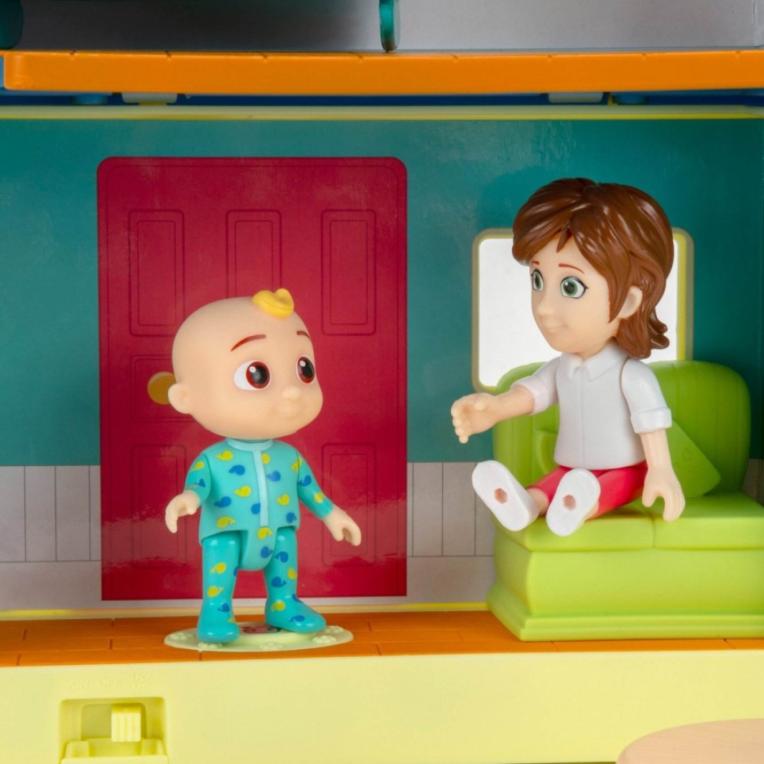 CoComelon Deluxe Family House Playset Multicolour