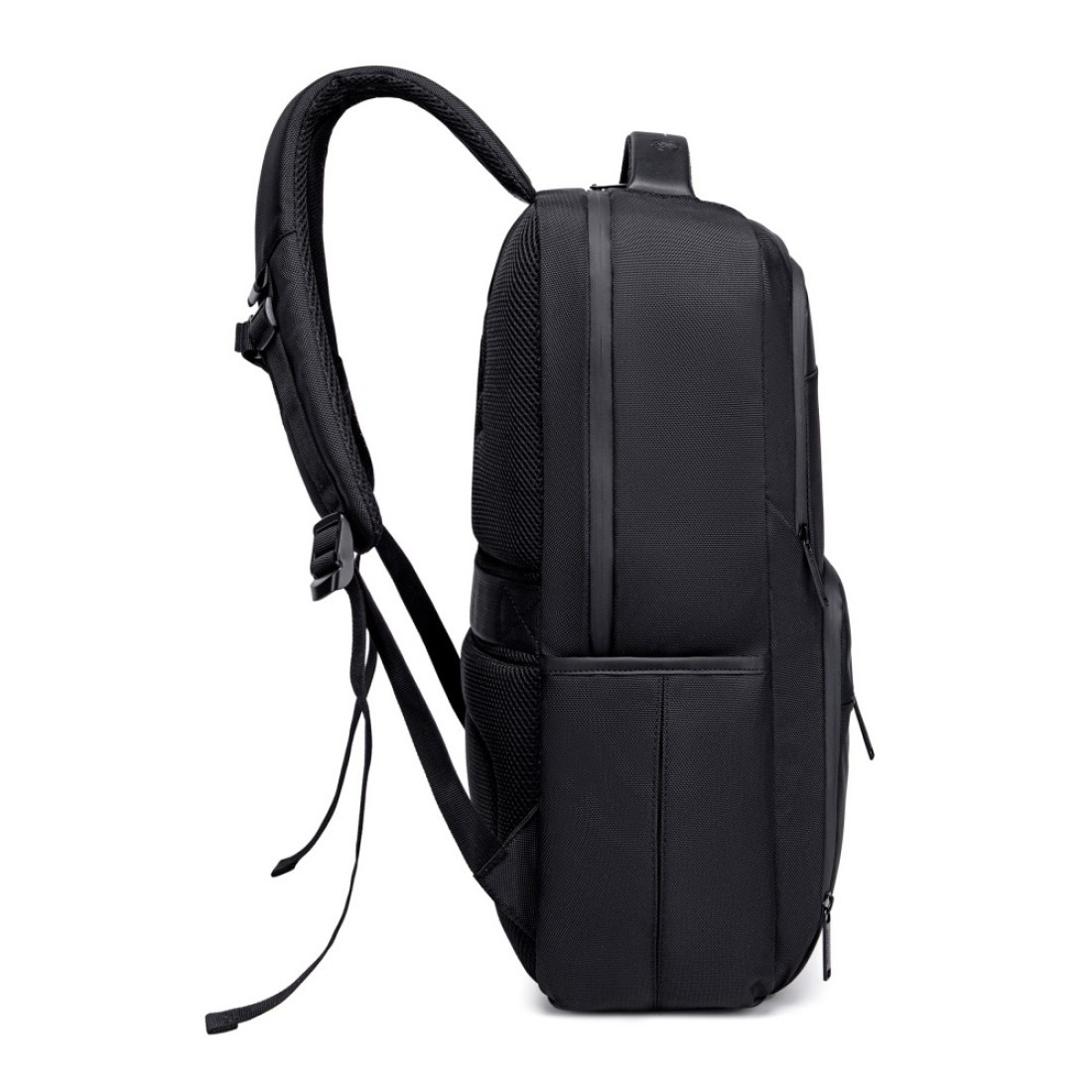 Arctic Hunter Durable Casual Daypack Water Resistant 23 L Computer Bag with Luggage Carry Strap Built in USB port and Anti-Theft pockets for Men and Women B00113C Black