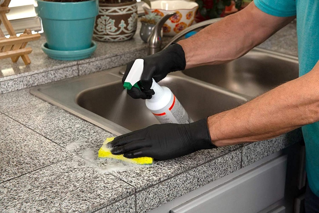 Falcon Nitrile Black Powder Free Gloves- Small 100/Pack