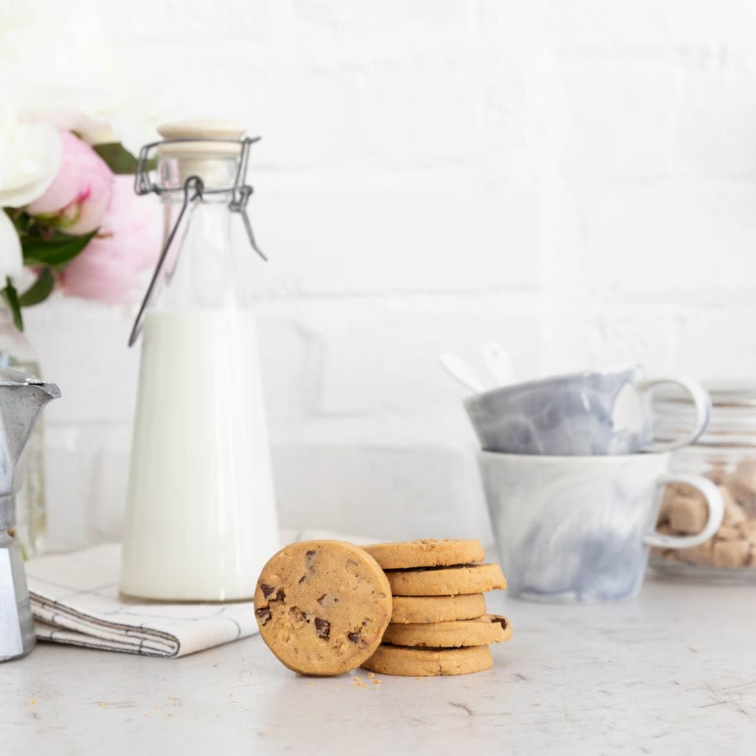 Walker&#39;s Chocolate Chunk and Hazelnut Biscuits, 150g