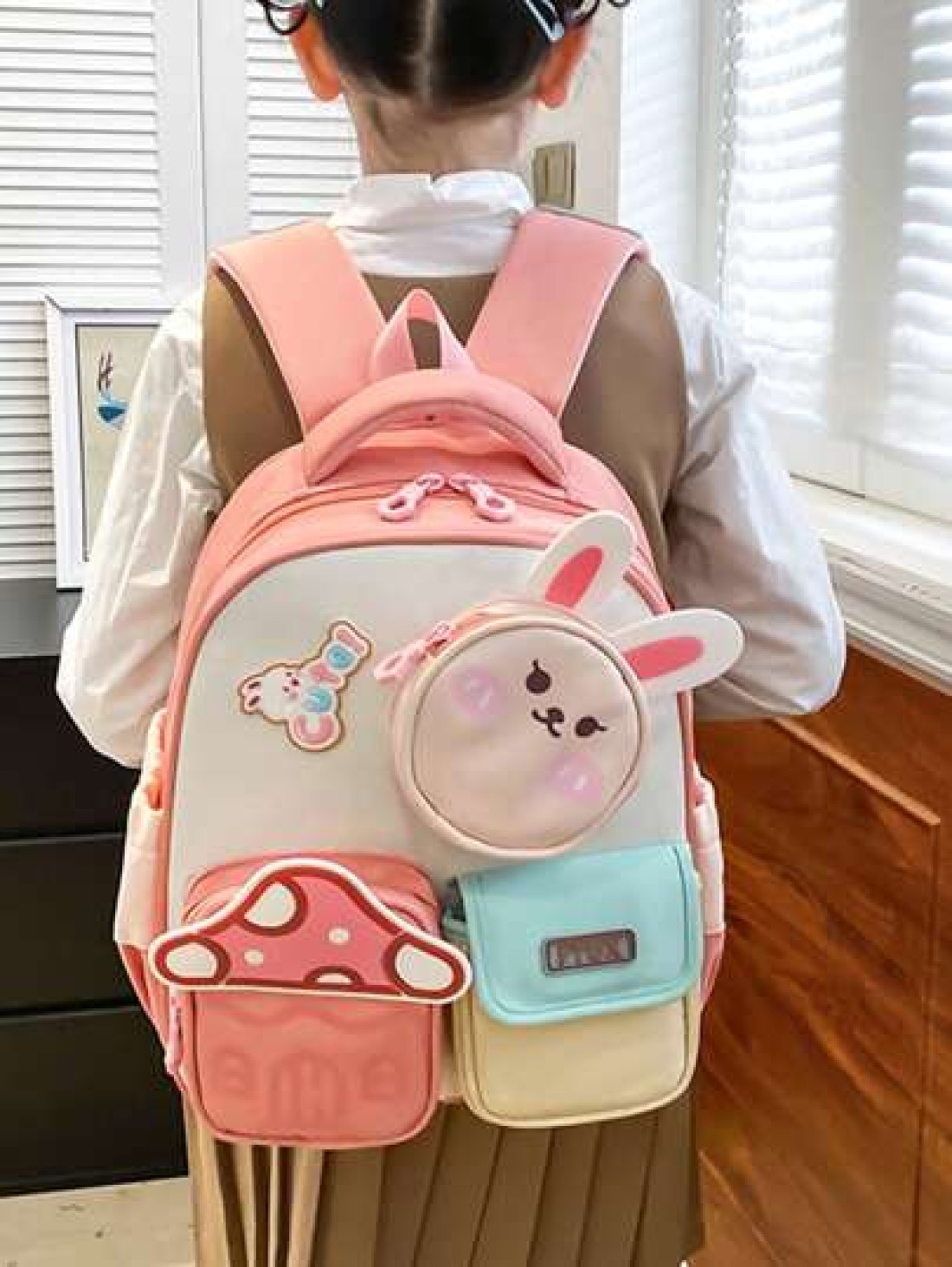 Kindergarten Schoolbag Female Small Medium And Large Class Boys Light Weight Loss And Spine Protection Children 3 6 Years Old Cartoon Cute Shoulder Back