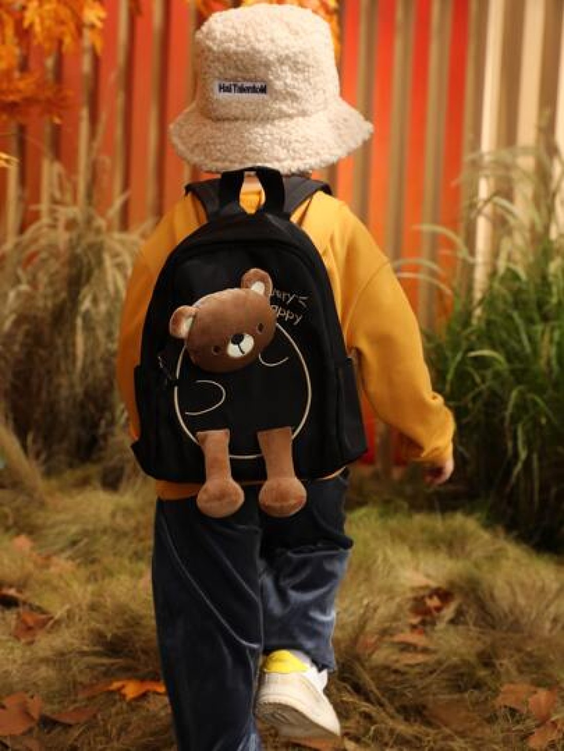 One Piece Cartoon Bear Nylon Zipper Closure Cute Lightweight Backpack For Boys And Girls Suitable For Daily Use In Kindergarten