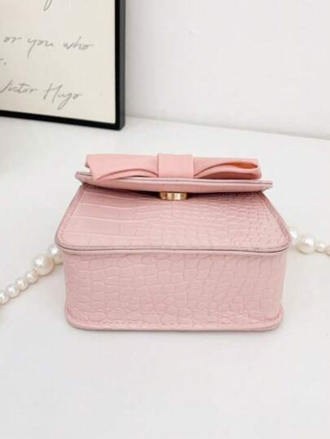 1pc Fashionable Pearl Chain Strap Mini Sling Bag With Bow Design Spring Summer