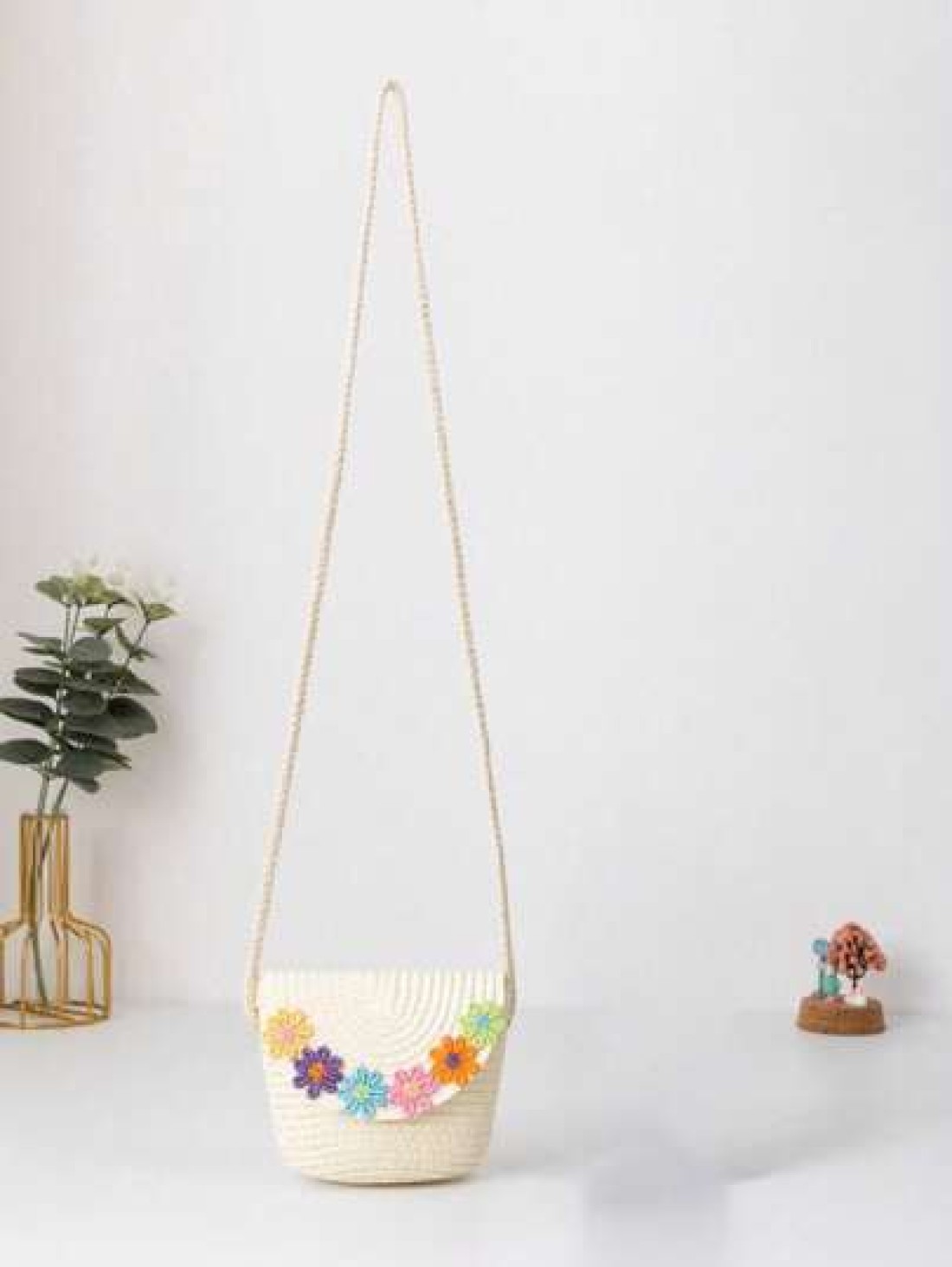 A Mini Children s Straw Bag Flap Bag Crossbody Bag Shoulder Bag Beach Bag Embroidered Applique Bag