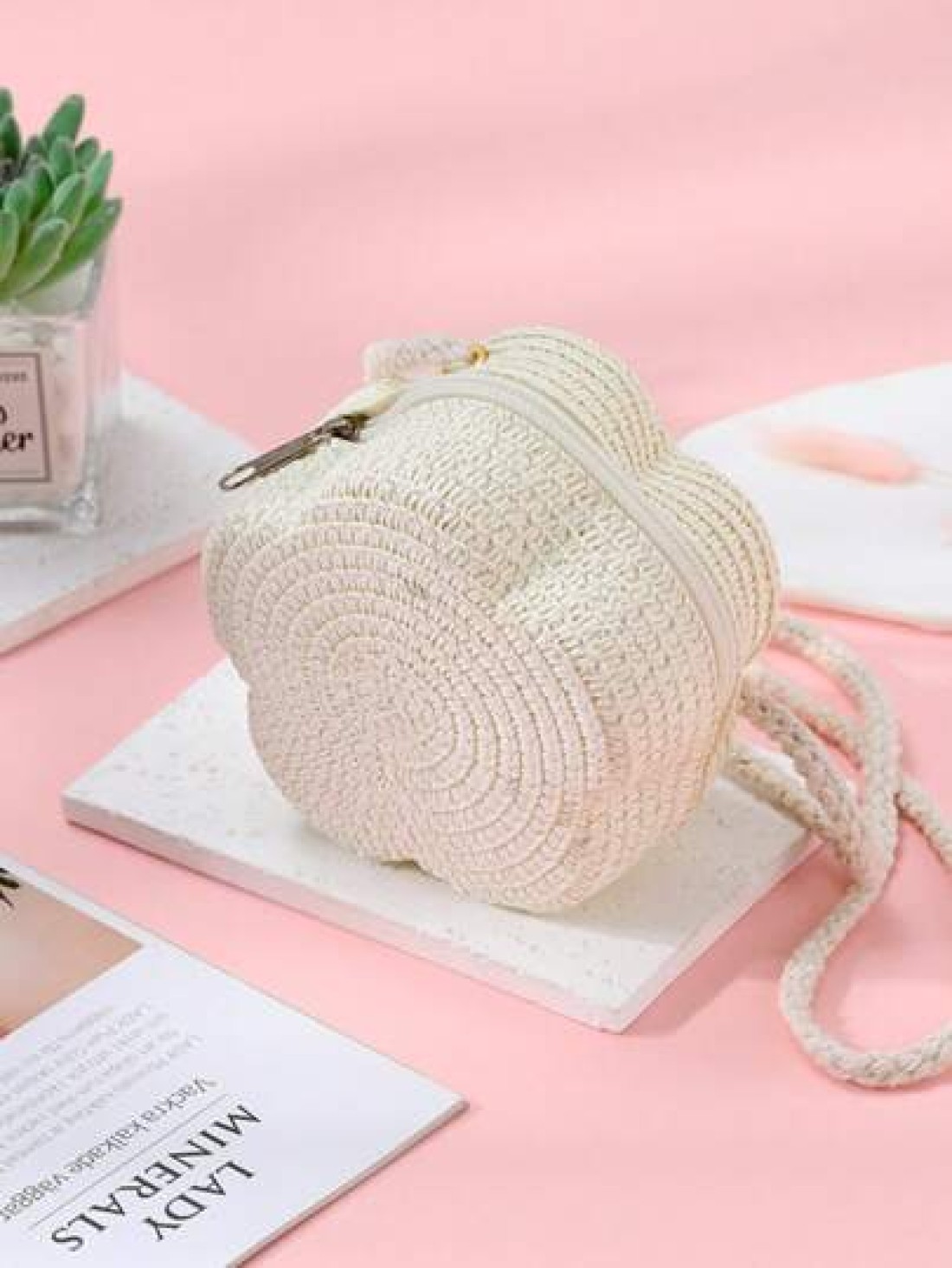 New Handmade Woven Grass Bag Cute Plum Blossom Woven Bag For Small Beach Bag Crossbody Summer Coin Purse Storage Ideal For Vacation