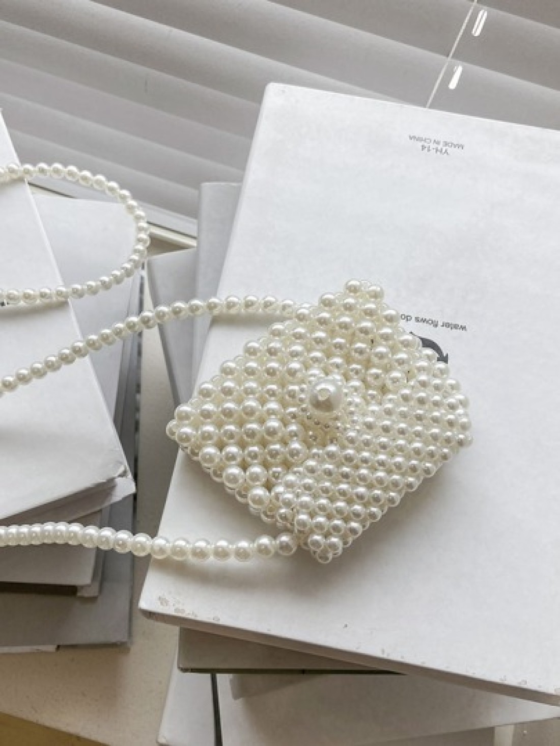 1 Piece Girls Children Pearl Accessories Beaded Flap Closure Cute Princess Fashion Mini Children s Shoulder Bag Suitable For Spring And Summer Matching Clothes Or Daily Use