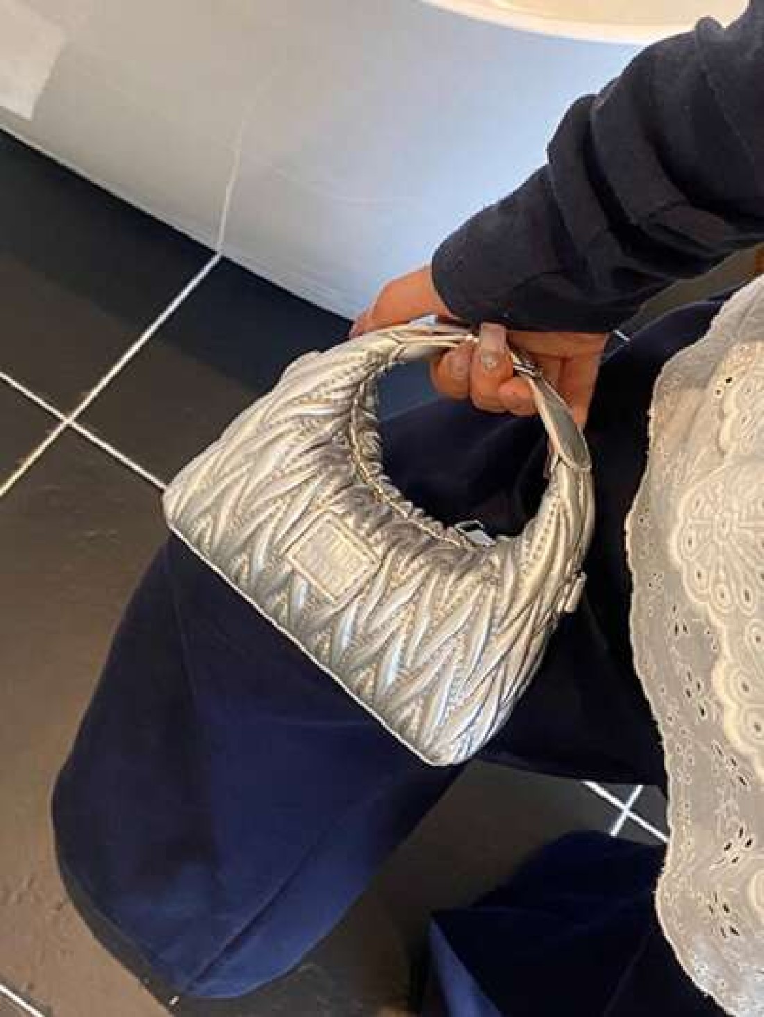 New Mini Embroidered Letter Wristlet Purse Fashionable Small Clutch Wallet For Cosmetics Evening Party Coin Pouch Crossbody Bag