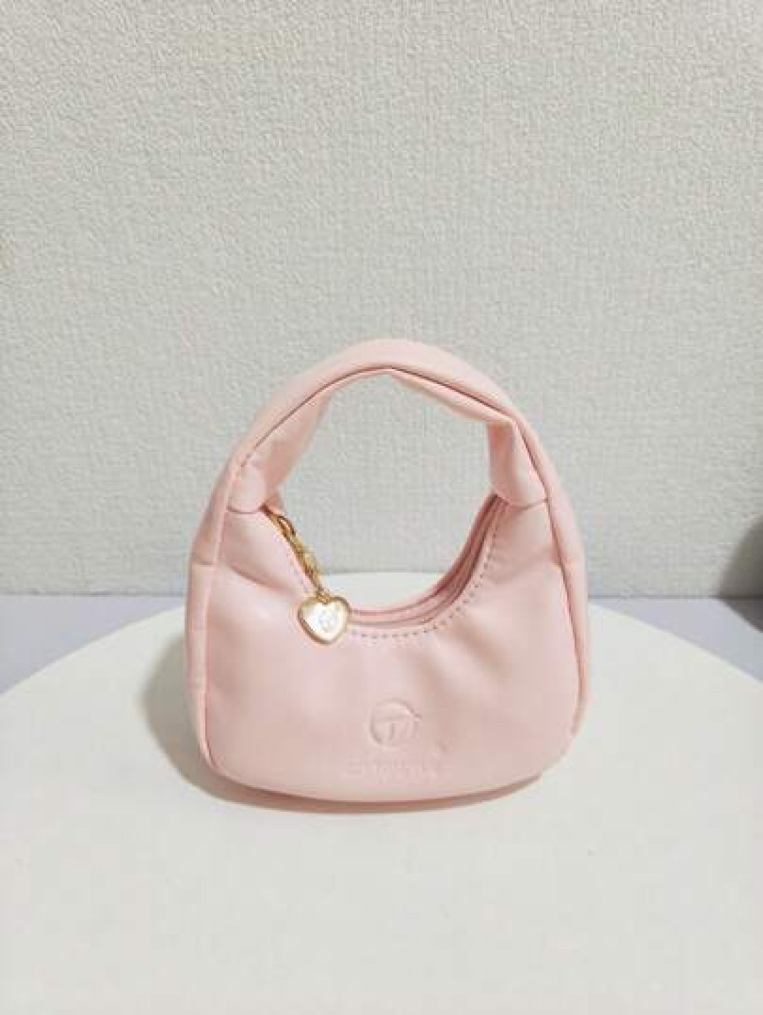 Kids Fashion Crescent Shaped Handbag Girls Casual Shoulder Bag Coin Purse Lipstick Pouch Soft Stylish Crossbody Bag Holiday Gift