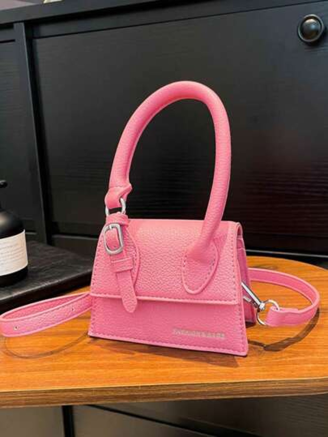1 Pc New Style Girl s Pu Material Solid Color Letter Handbag Adjustable Shoulder Strap Can Be Shouldered Or Cross Body Magnetic Buckle Closure Fashionable Exquisite And Beautiful Simple And Versatile