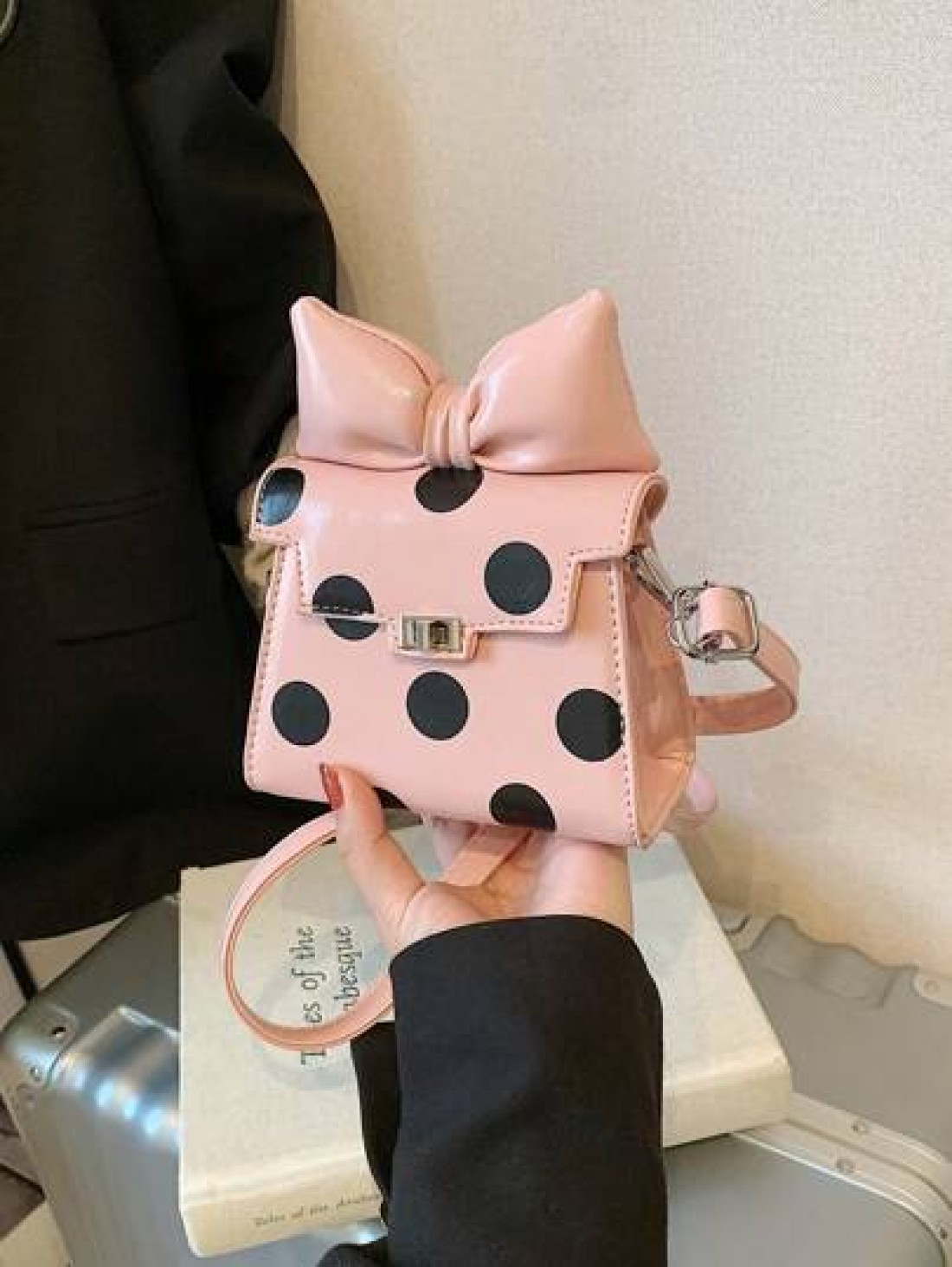 1pc Fashionable And Cute Polka Dot Kelly French Retro High End One Shoulder Crossbody Handheld Mini Lipstick Bag Children s Bag With A Fashionable And Exquisite Polka Dot Shape Of The Small Square Bag