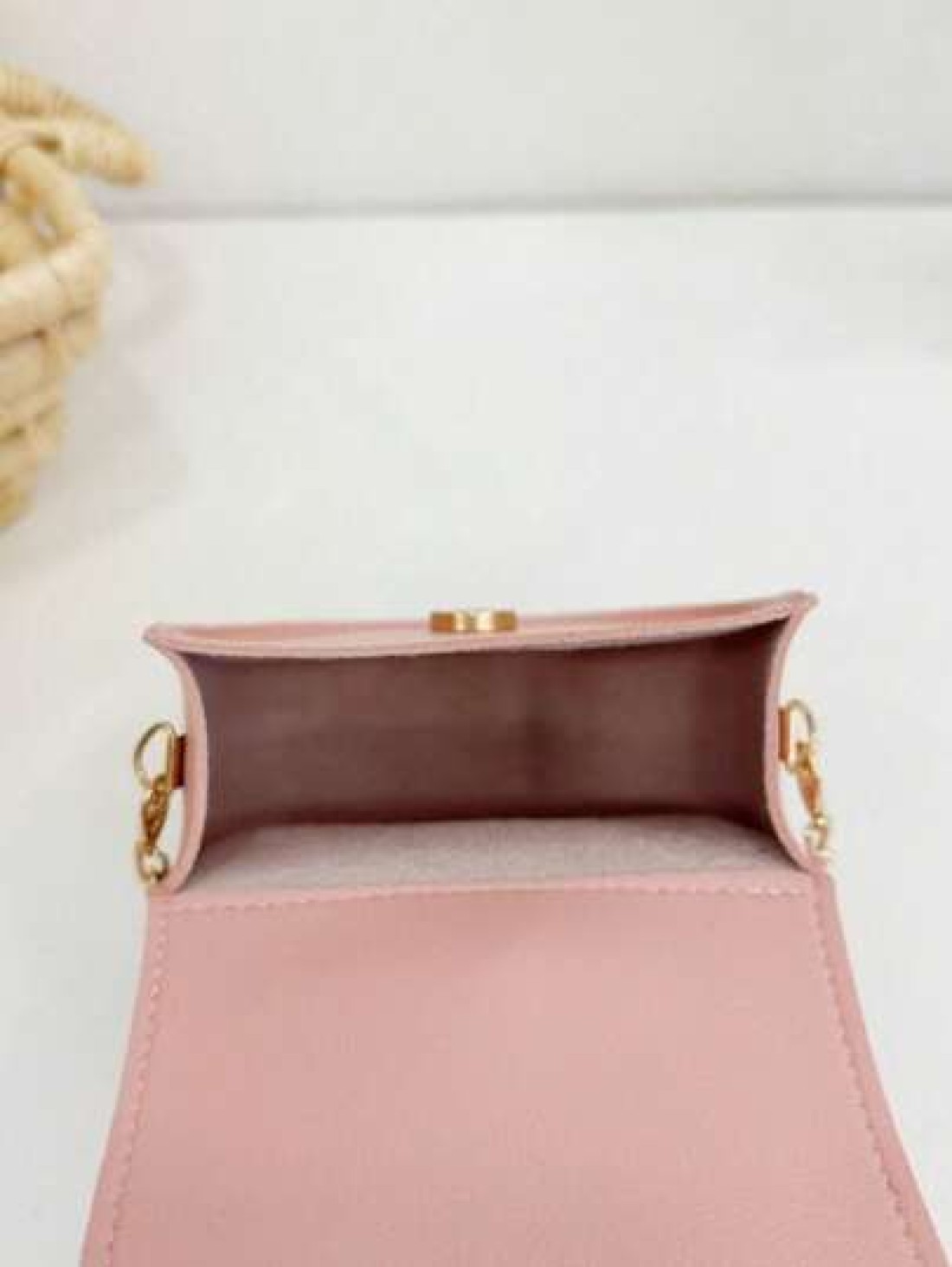 1pc New Fashion Pearl Handbag With Strap Butterfly Decor Mini Cross Body Bag