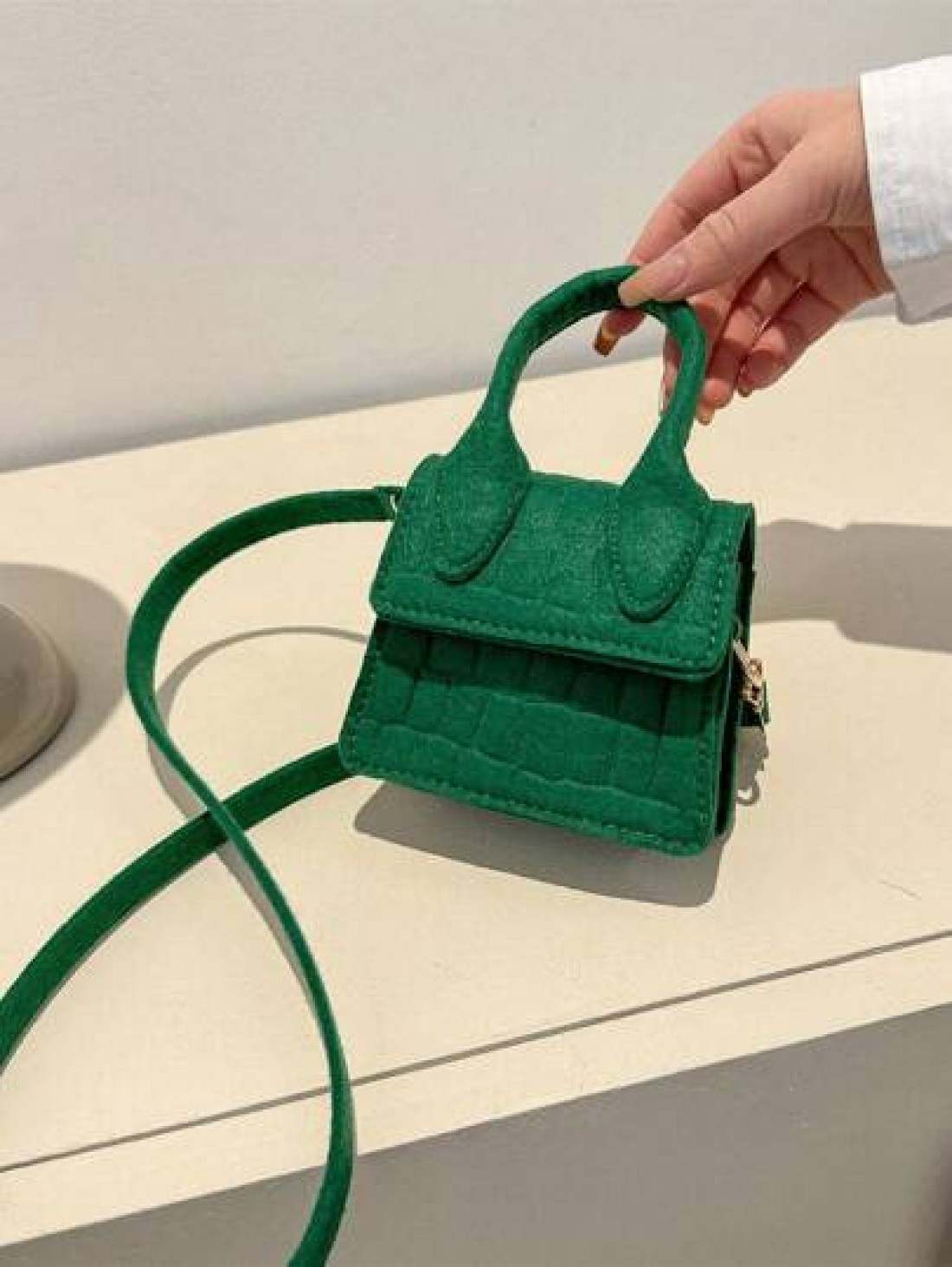 A New Cute Mini Handbag Messenger Bag Versatile Casual Handbag Solid Color Multiple Colors To Choose From Lightweight Coin Purse
