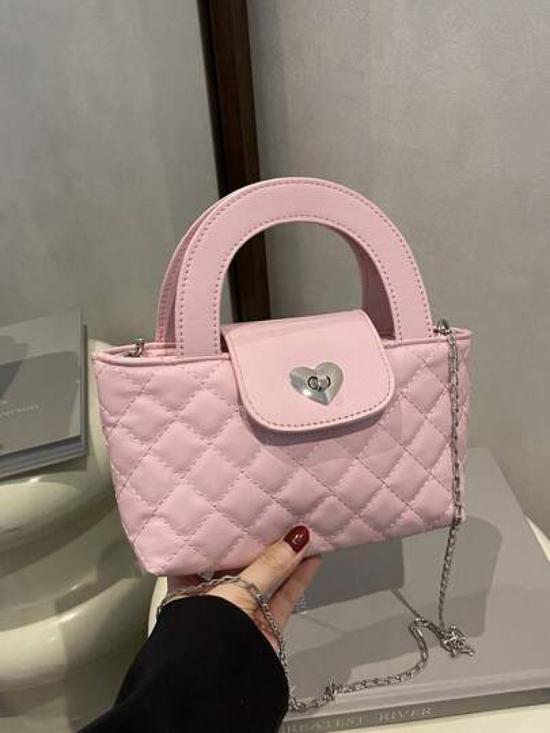 1pc New Cute Girl Niche High End Pu Crossbody Bag And Fashionable New Bag Fresh And Dopamine Color Matching Youthful Girl Style Can Be Cross Body Metal Chain Bag Casual And Fashionable Very Suitable F