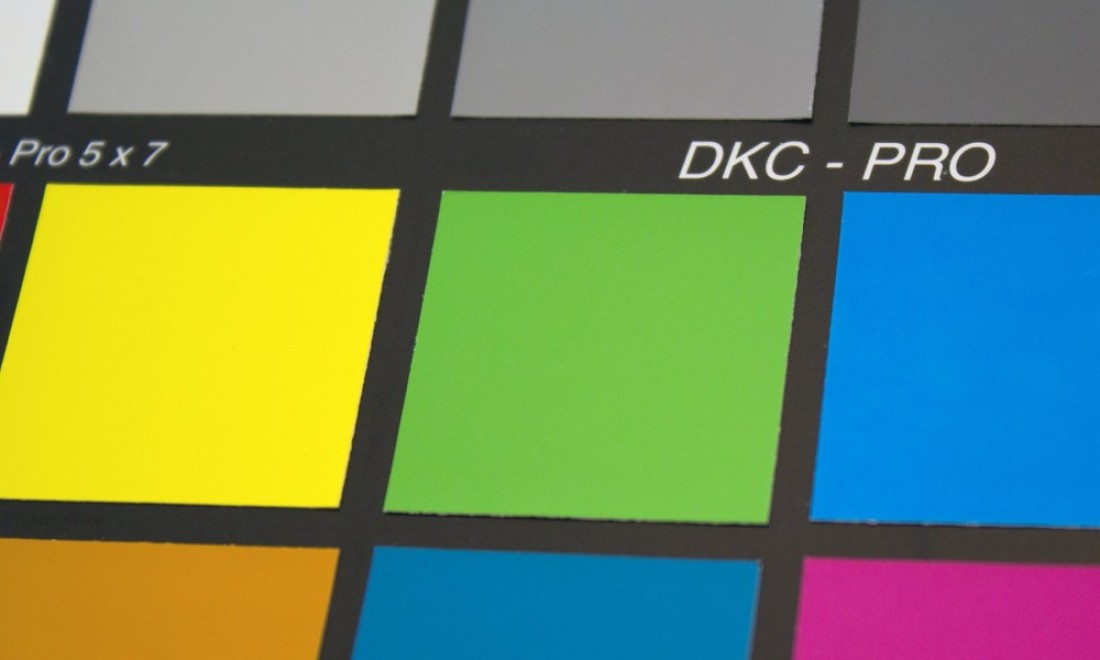 DGK Color Tools DKCPro 5 x 7 Set of 2 White Balance and Color Calibration Charts with 12 and 18 Gray Pro Quality Includes Frame Stand and User Guide