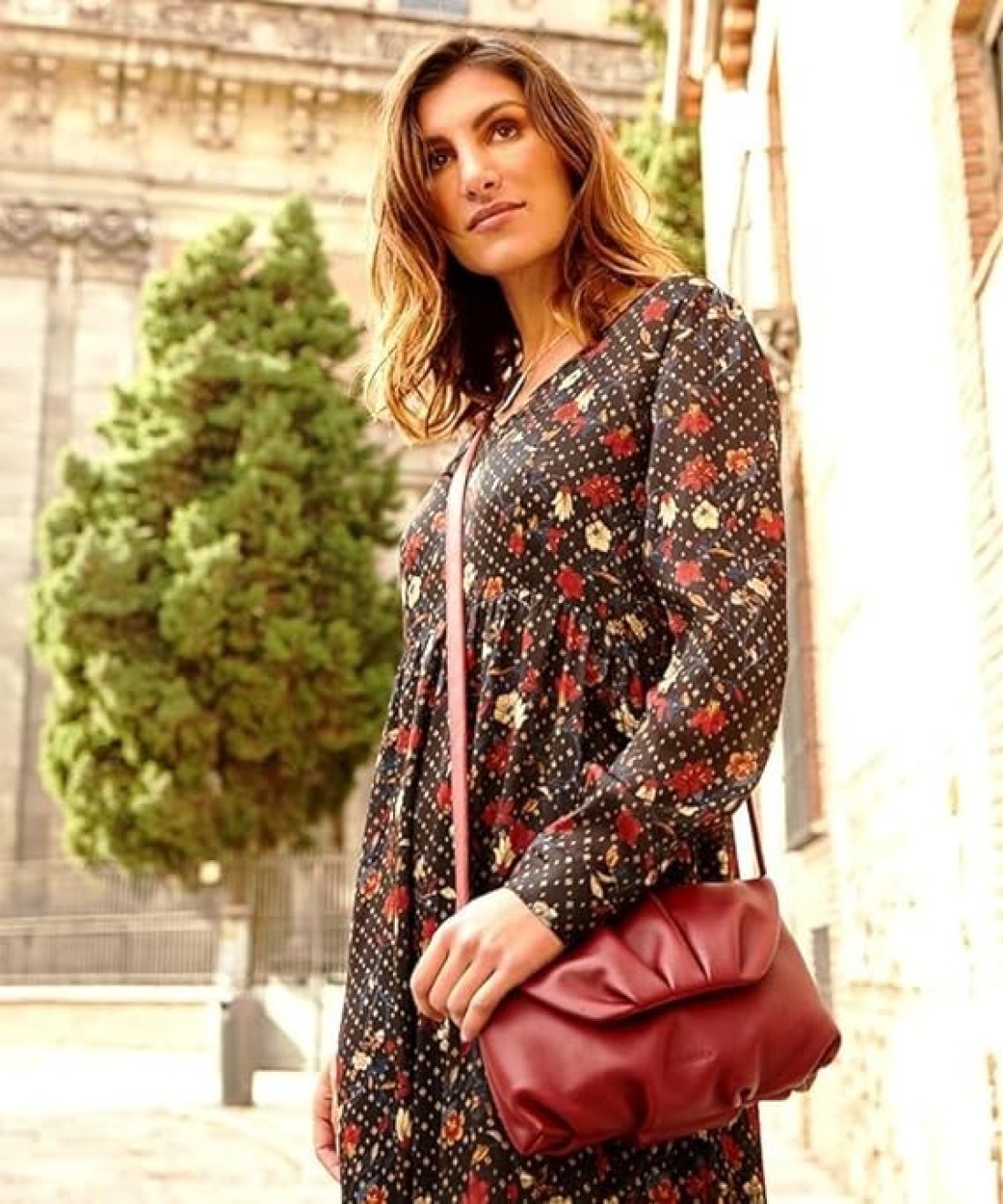 LACAMBRA PLI Bag Premium Genuine Leather Medium Handbag for Women Fashion Pleated Ladies Designer Luxurious Purses Crossbody Shoulder Bag with Adjustable Strap