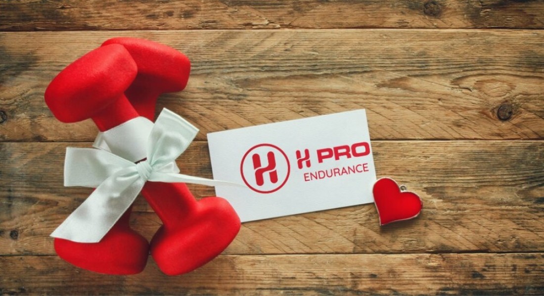 H Pro Neoprene Coated Hand Weight Dumbbell Pair, Strength Training Weight For Exercise &amp; Fitness, 4Kg Comes In Red