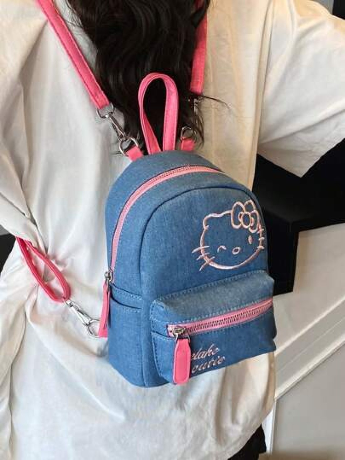 Sanrio 2025 New Niche Design Sense Of Shoulder Bag Kitty Cat Embroidery Girl Heart Cute Shoulder Bag Fashionable And Versatile Large Capacity Summer Niche Sweet Sister Senior Sense Of Bag