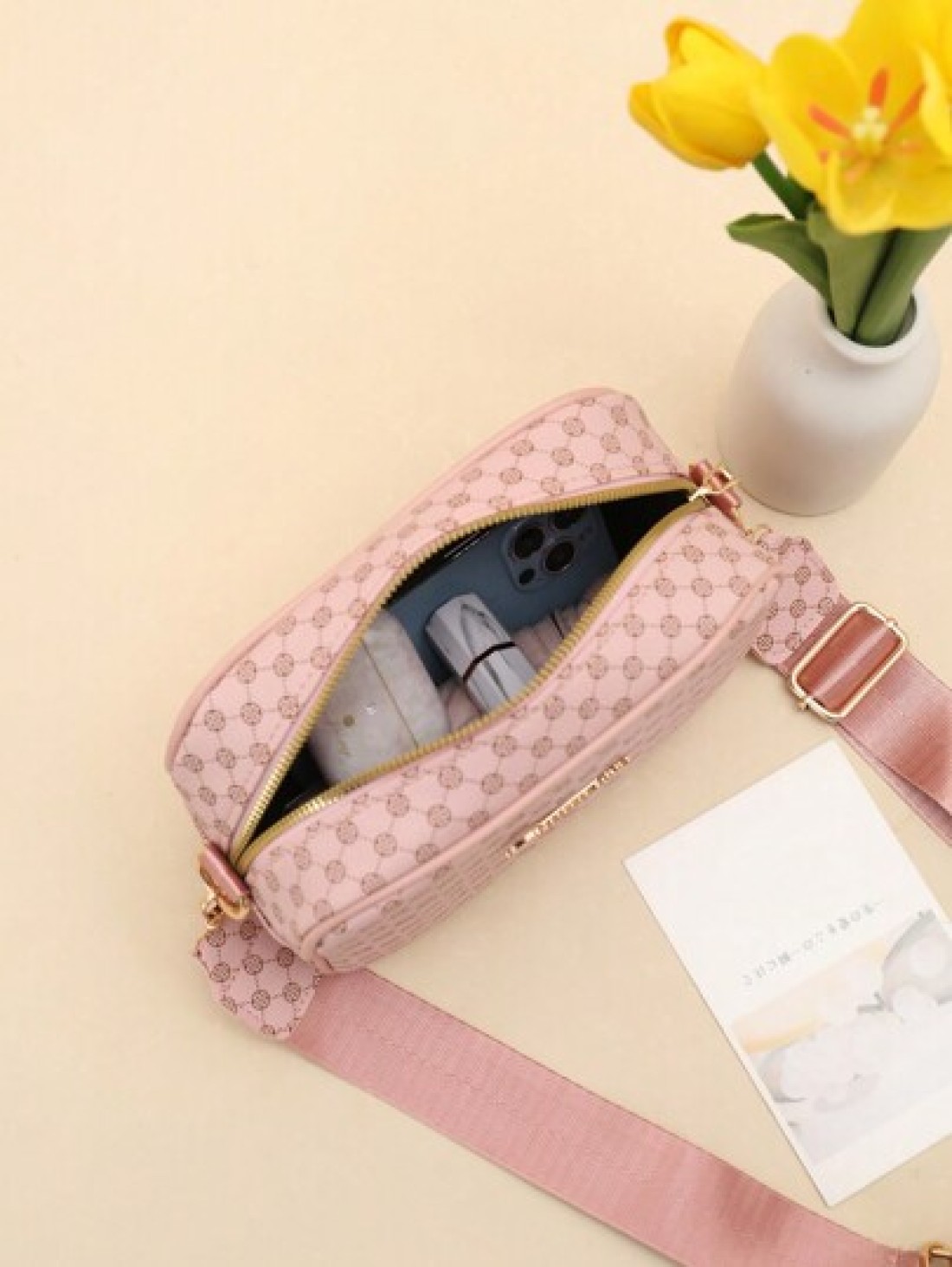 Children s Crossbody Bag 2024 Spring New Simple Casual Shoulder Bag Fashion Casual Crossbody Bag Simple Children s Casual Small Square Bag