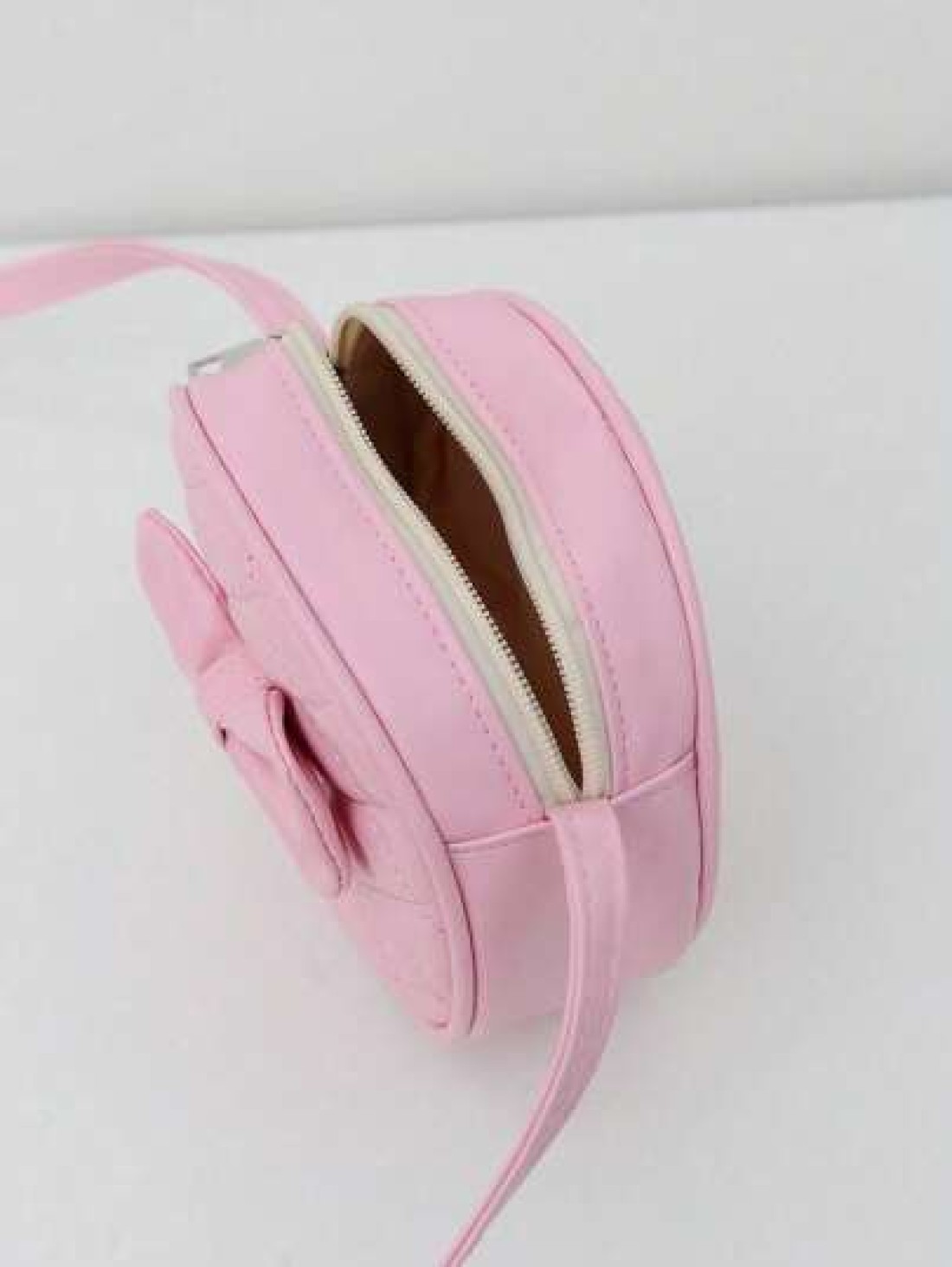 1pc Girl Pink PU Shoulder Bag With Bowknot Decor Fashionable Casual Small Round Crossbody Bag With Zipper Closure Suitable For Daily Use All Season