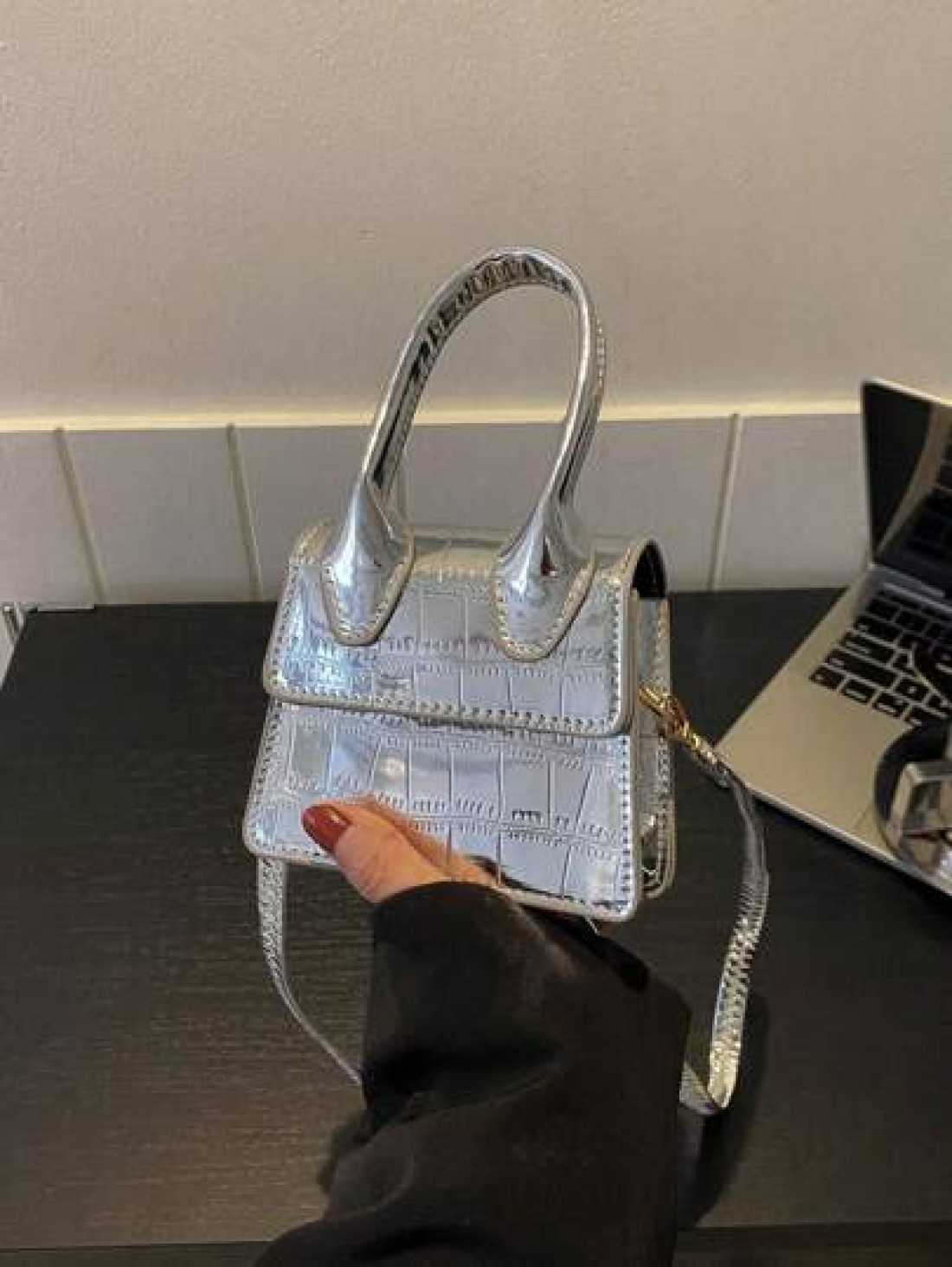 1pc New Fashion Stone Simple Hand Held Shoulder Crossbody Small Square Bag Elegant Mini Solid Color Crocodile Pattern Western Style Personalized Retro Aesthetic Casual Shoulder Crossbody Hand Held Sma