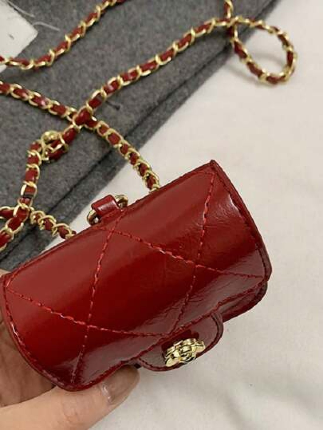 1pc Fashion Versatile Necklace Bag For Girls Solid Color Camellia Mini Crossbody Bag Quilted Embroidery Earbud Case