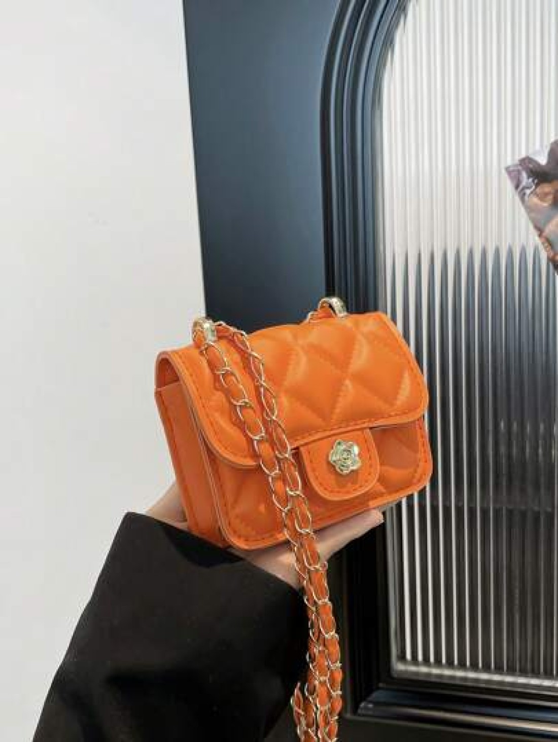 1pc Versatile Stylish Retro Crossbody Small Square Bag Mini Bag Fashion Chain Shoulder Crossbody Bag Popular New Texture Rhinestone Chain Lipstick Shoulder Crossbody Small Bag