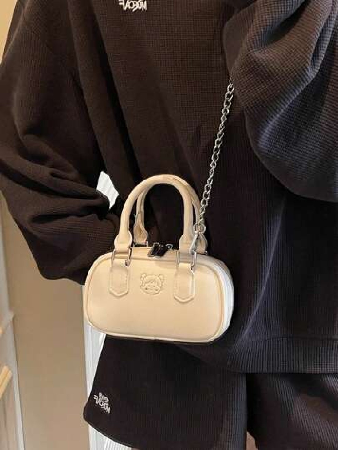1pc Girls Plain Cute Girl Print PU Handbag Zipper Closure Simple Versatile Girl Crossbody Bag Suitable For Daily Or Festival Use