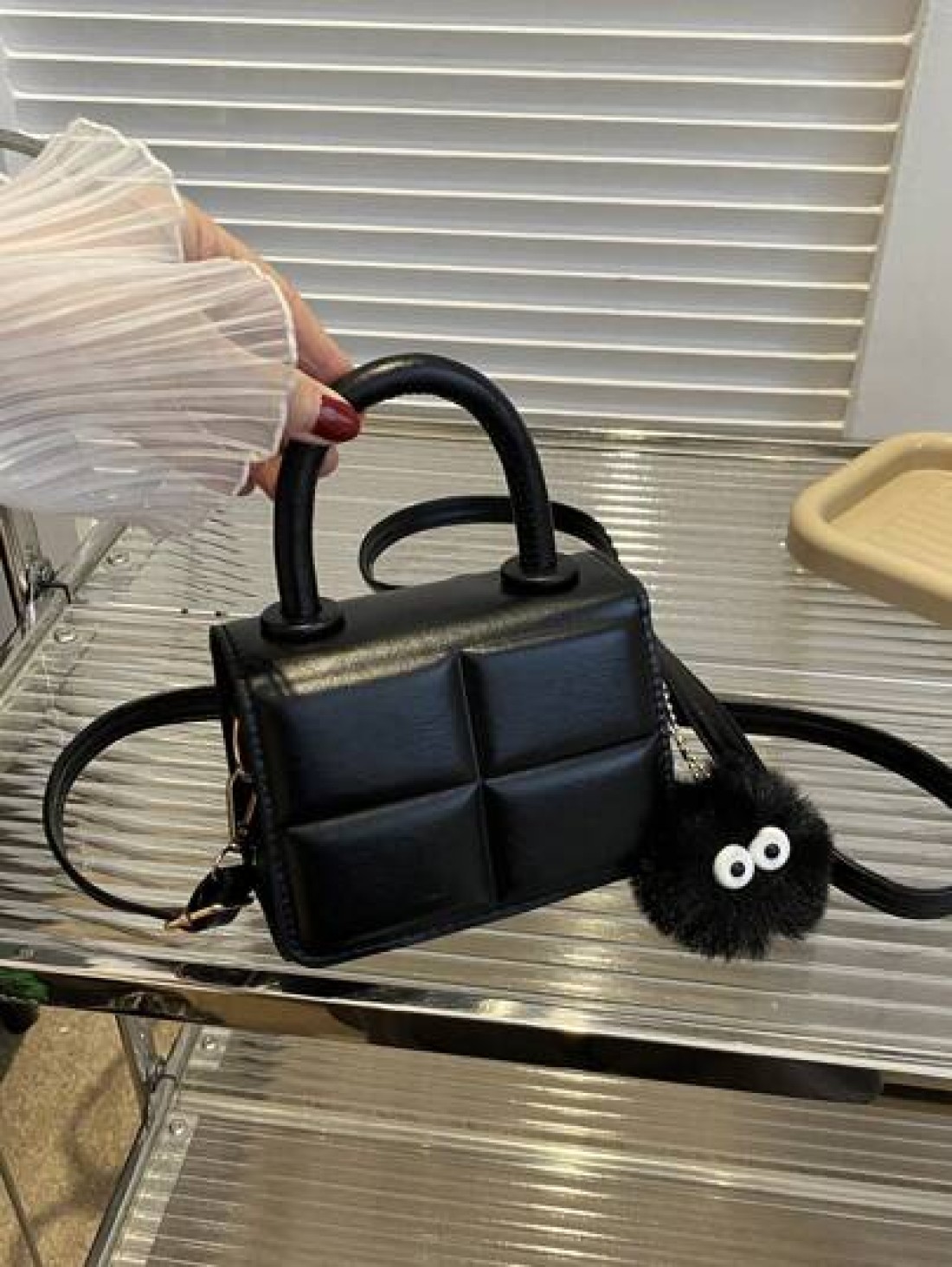 1pc High Grade Small Bag Girls Bag Versatile Chain Messenger Bag Popular Retro Mini Handbag Plaid Small Square Bag New Fashion Niche Design Messenger Bag Girls Bag Popular Versatile Messenger Bag Is V