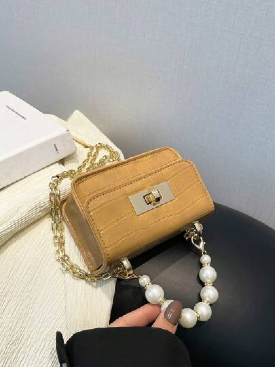 1pc Crocodile Pattern Jelly Bag Children s Handbag Coin Purse Pearl Crossbody Small Bag Exquisite And Fashionable Pearl Handbag Small Square Bag Suitable For Girls To Go Shopping Daily Use Attend Part