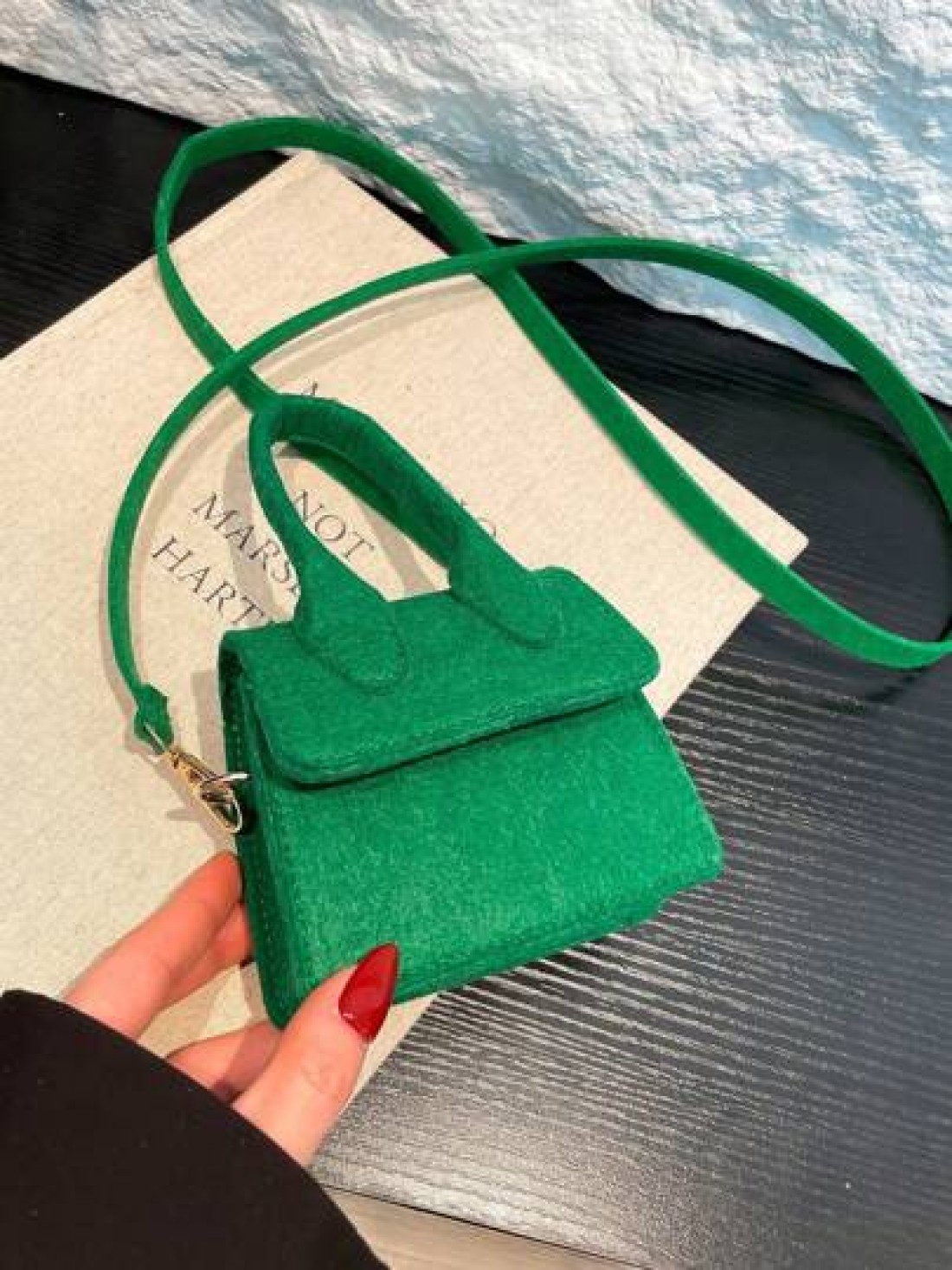 1pc Magnetic Opening And Closing Spring New Korean Cute Mini Bag Crossbody Versatile Casual Handbag Solid Color Versatile Stylish Shoulder Bag Lipstick Bag Coin Bag Suitable For All Occasions Girls Cr