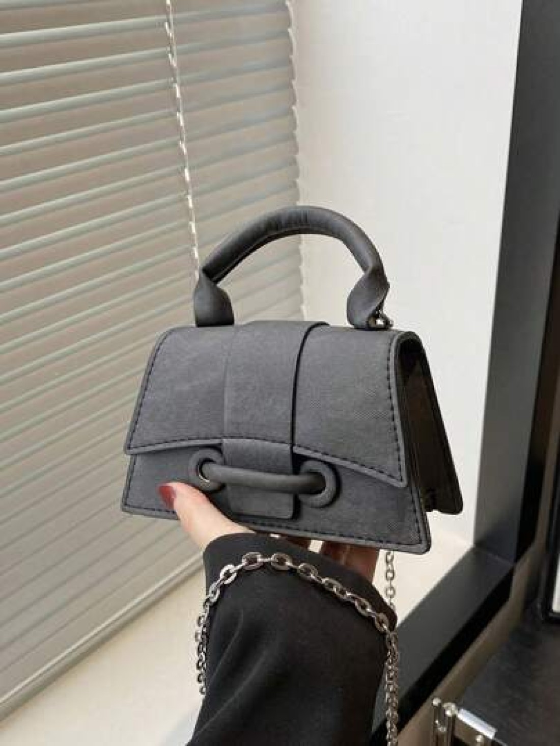 1pc Retro Korean Style Handbag Personalized Fashion Simple Temperament Shoulder Crossbody Small Square Bag Pu Material Magnetic Buckle Closure Adjustable Shoulder Strap Suitable For Teenagers Shopping
