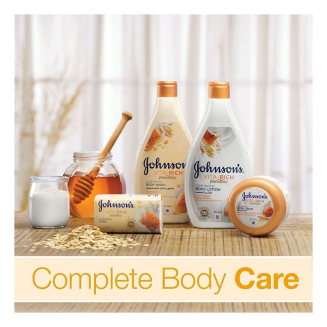 Johnson&#39;s Body Lotion Vita Rich Smoothies Comforting Yogurt Honey and Oats 400ml